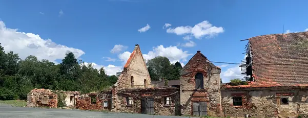 Staré stáje z projektu Ondřejky Harvalíkové z Novi Solutions